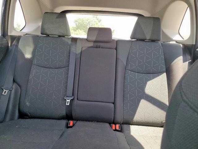 Toyota RAV4 Xle Image 6