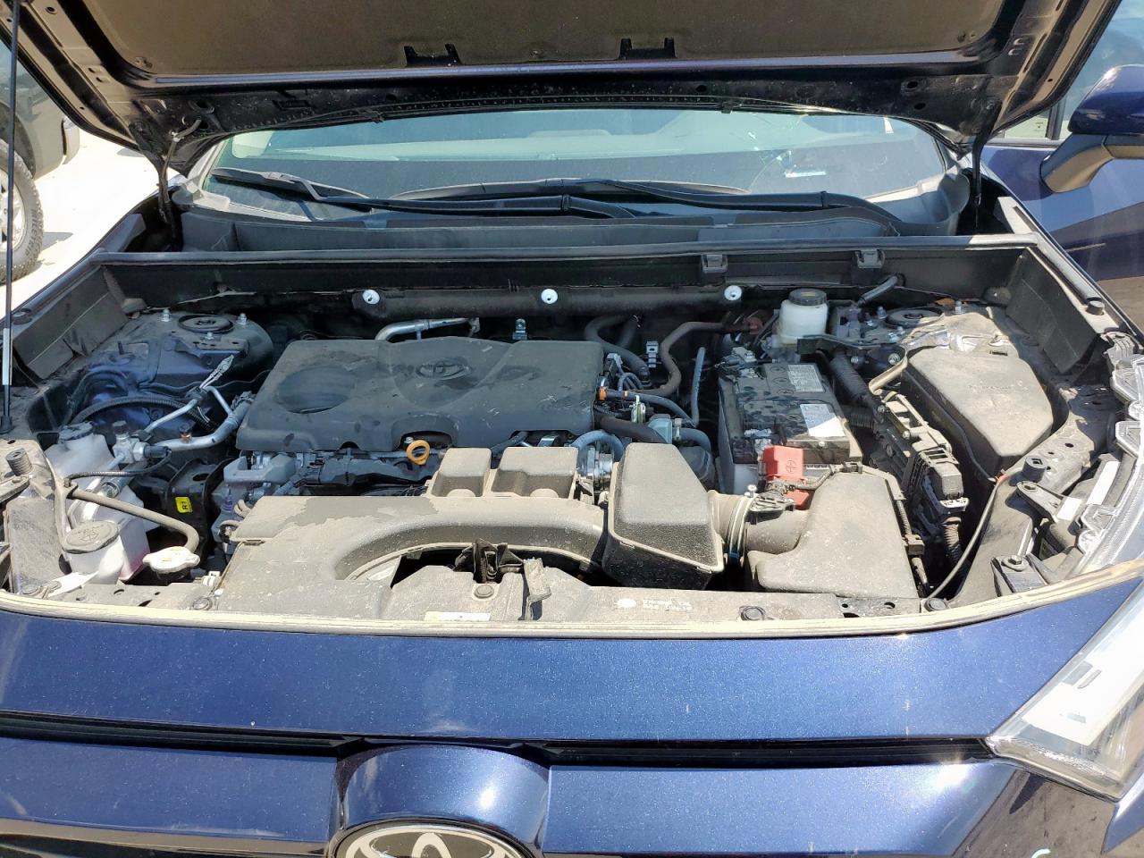 Toyota RAV4 Xle Image 7