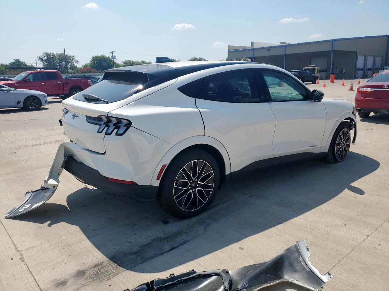 Ford Mustang Premium Image 14