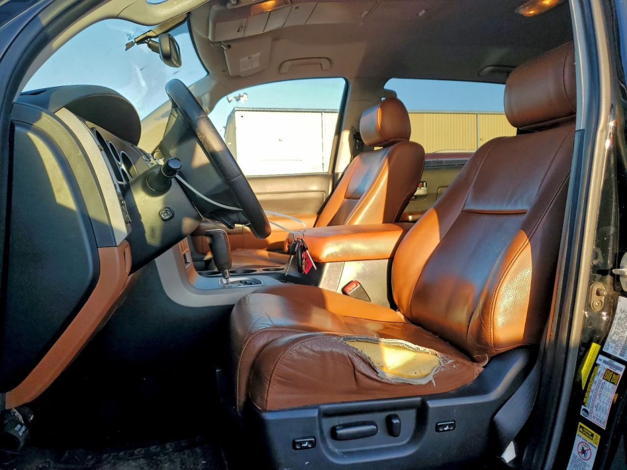 Toyota Tundra Crewmax Limited Image 9