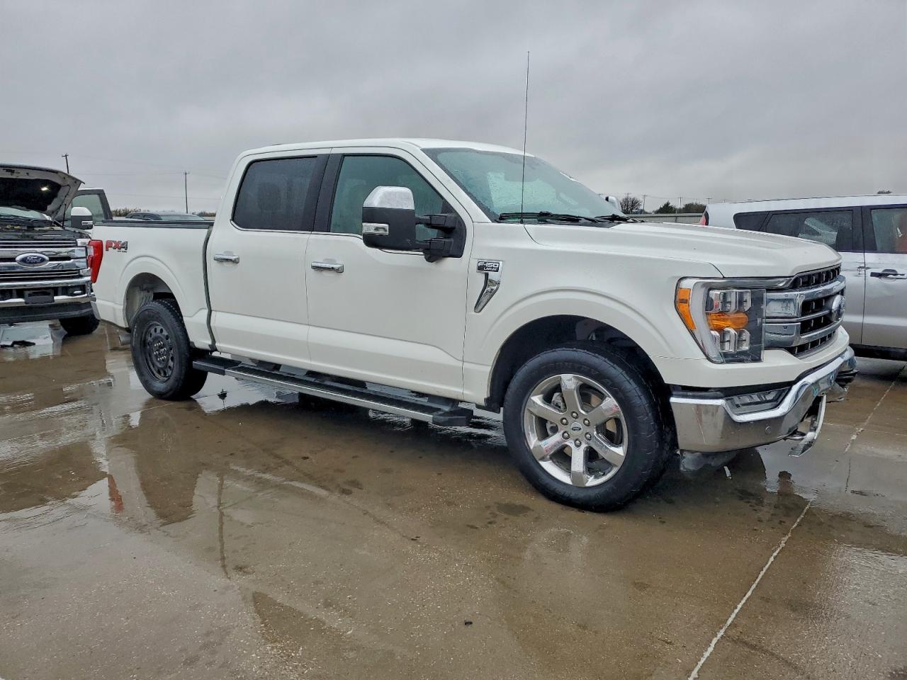 Ford F-150 Supercrew Image 9