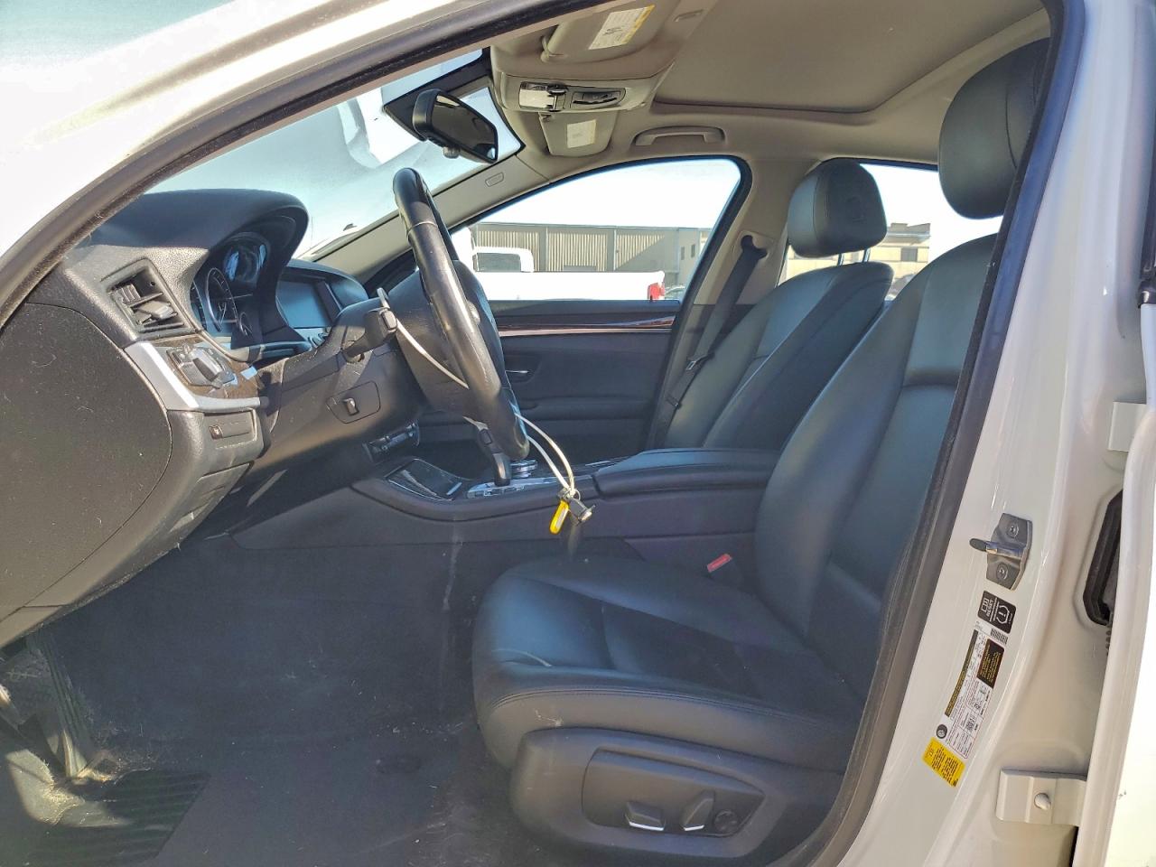 BMW 5 Series I Image 4