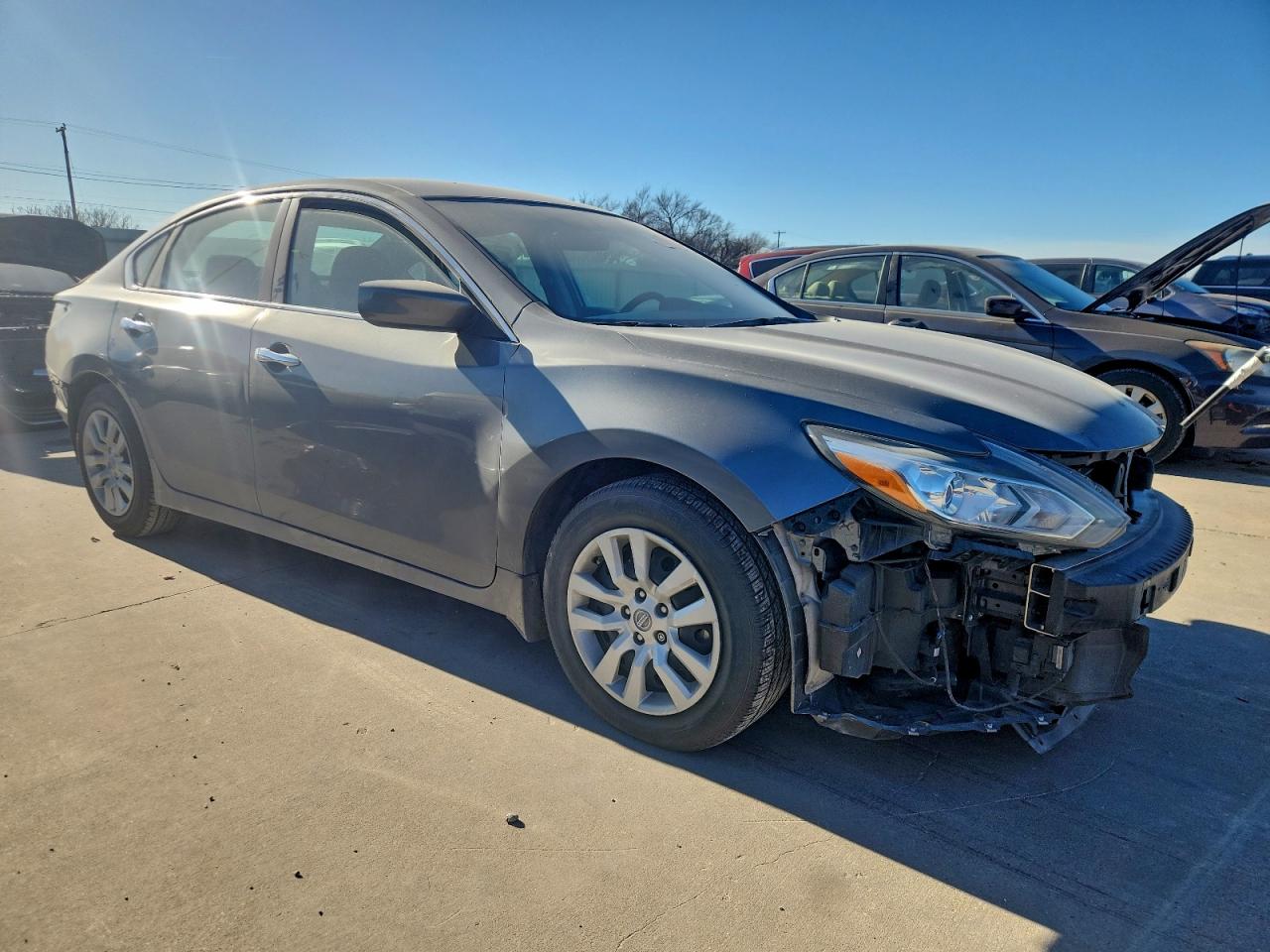 Nissan Altima 2.5 Image 4