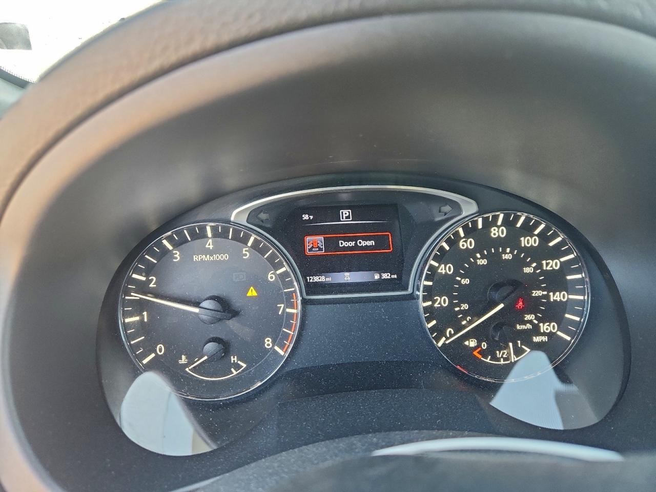 Nissan Altima 2.5 Image 10