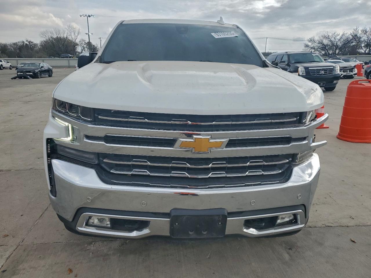 Chevrolet Silverado C1500 Ltz Image 5