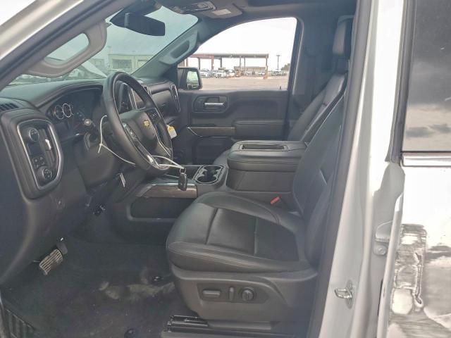 Chevrolet Silverado C1500 Ltz Image 11