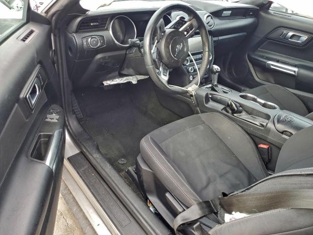 Ford Mustang Image 11