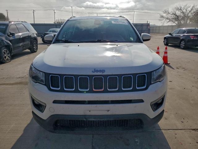 Jeep Compass Latitude Image 13