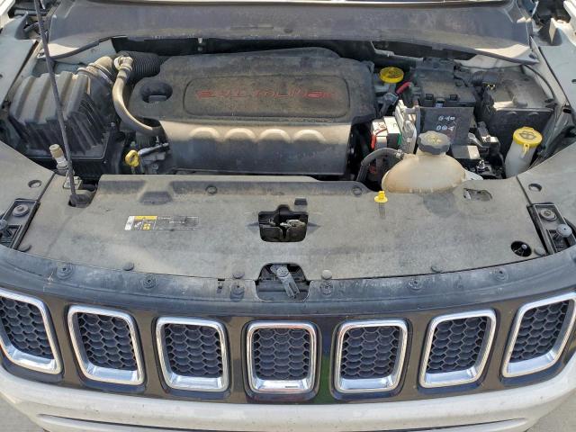 Jeep Compass Latitude Image 4