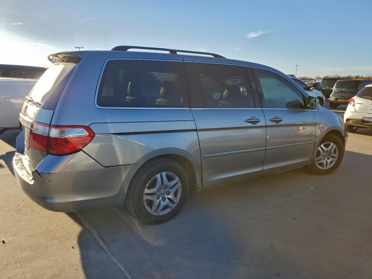 Honda Odyssey Exl Image 2