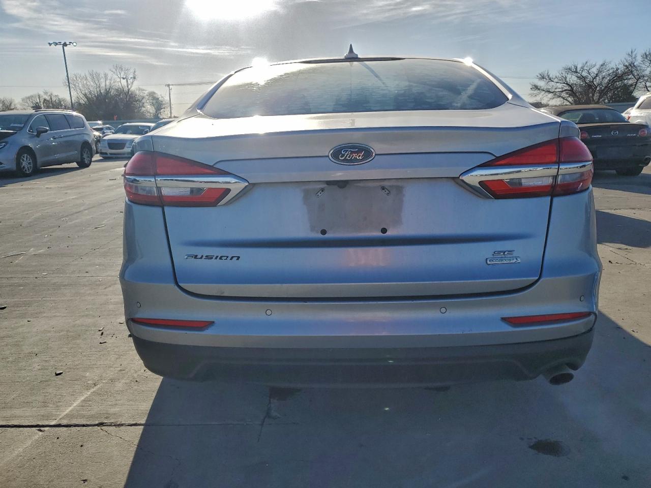 Ford Fusion Se Image 4