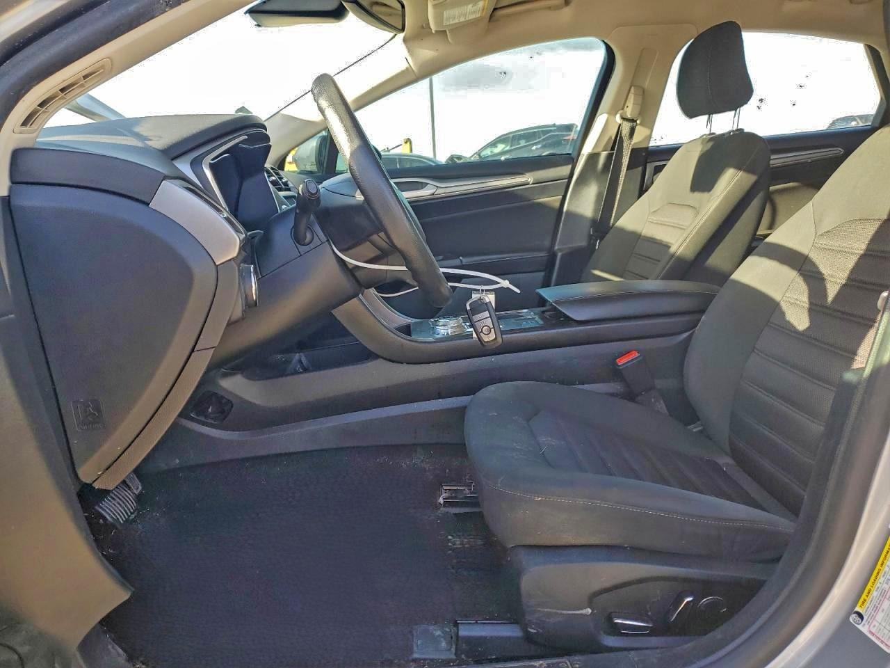 Ford Fusion Se Image 5