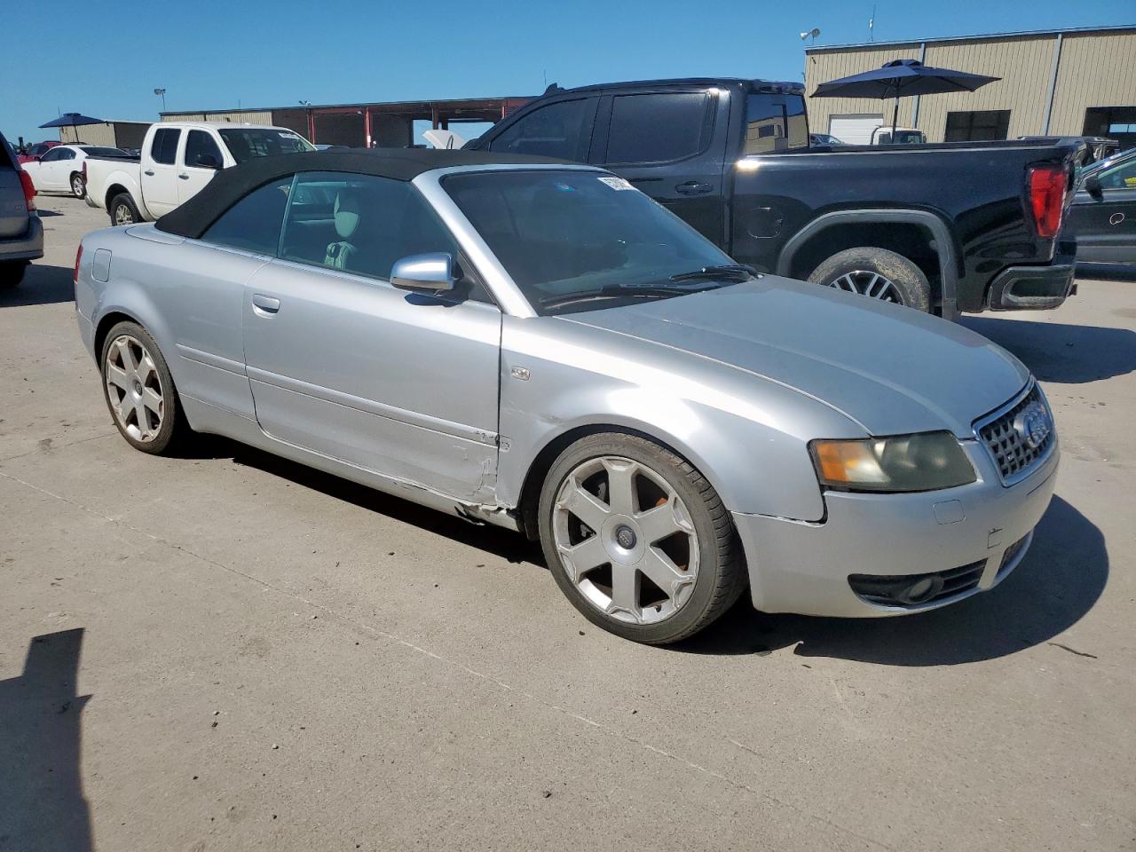 Audi S4 Quattro Cabriolet Image 9