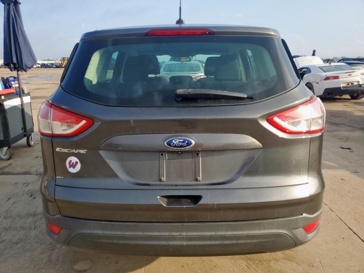 Ford Escape S Image 8