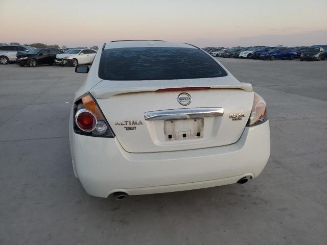 Nissan Altima Sr Image 12
