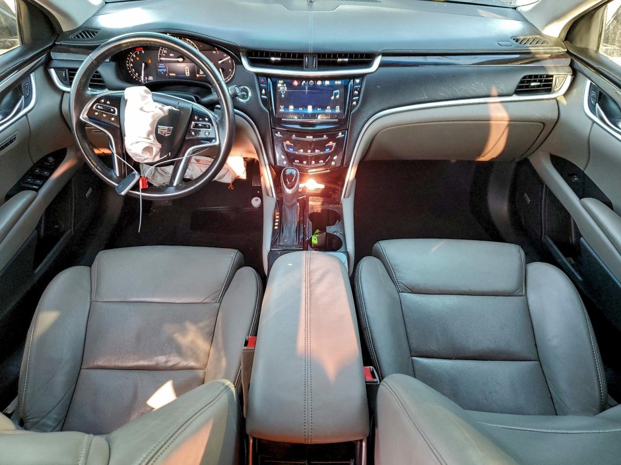 Cadillac XTS Luxury Image 9