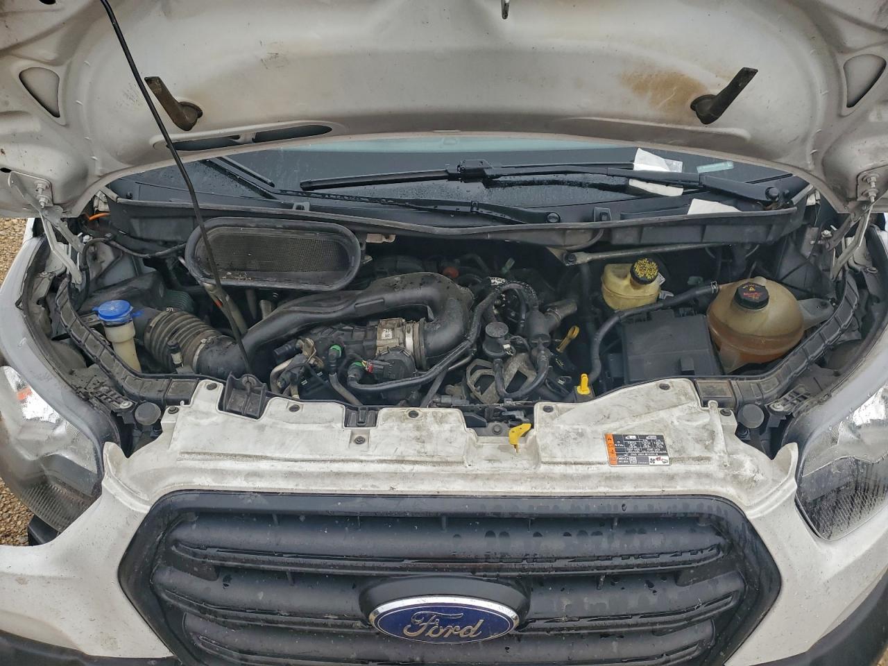 Ford Transit T-350 Image 10