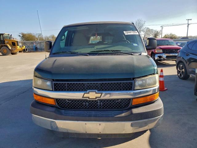Chevrolet Express Lt Image 3