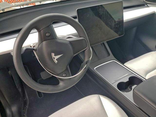 Tesla Model Y Image 11