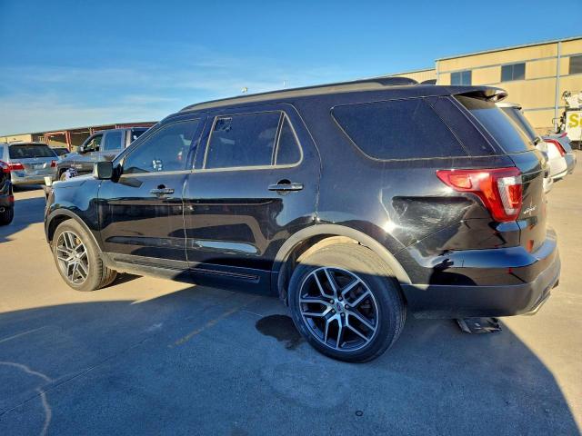 Ford Explorer Sport Image 3