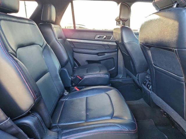 Ford Explorer Sport Image 6