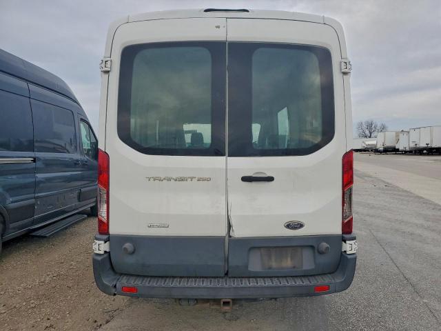 Ford Transit T-250 Image 8