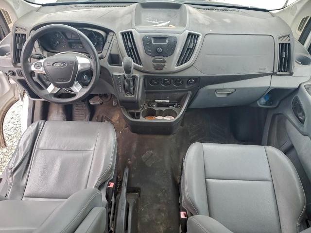 Ford Transit T-250 Image 3