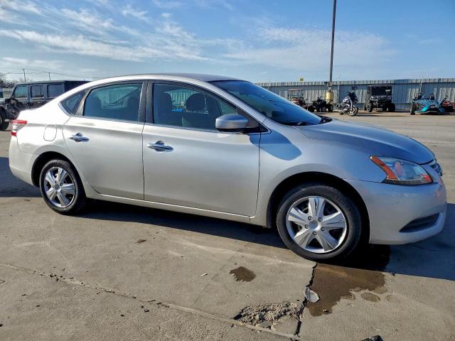 Nissan Sentra S Image 5