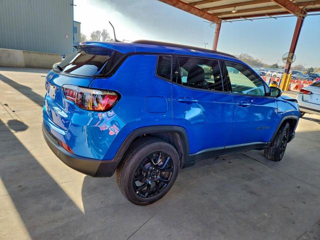 Jeep Compass Latitude Image 11