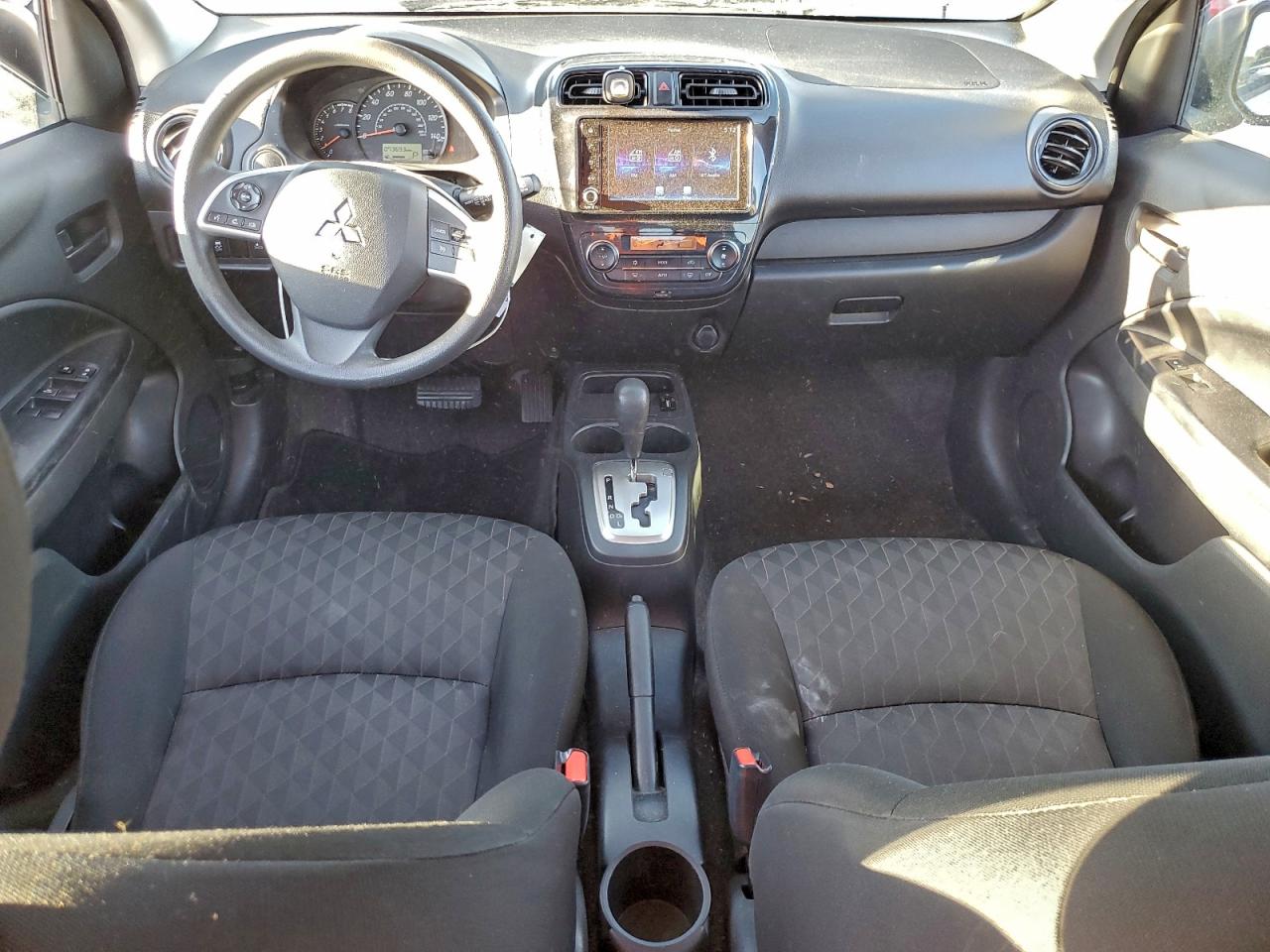 Mitsubishi Mirage Es Image 11