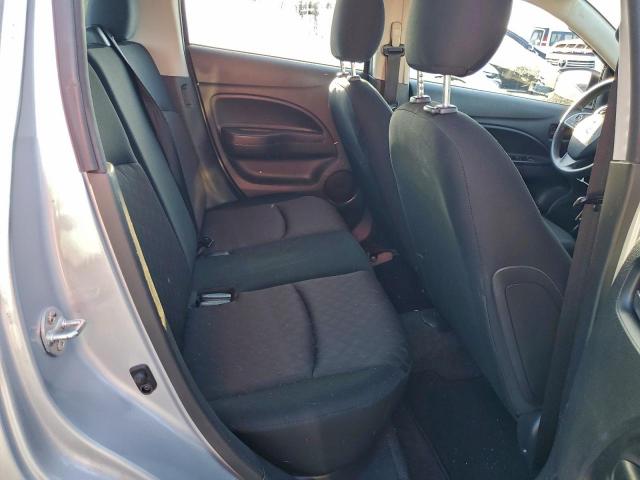 Mitsubishi Mirage Es Image 9