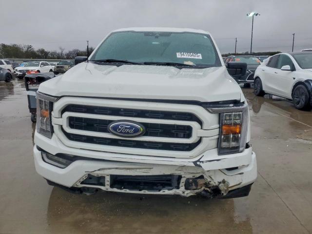 Ford F-150 Supercrew Image 3