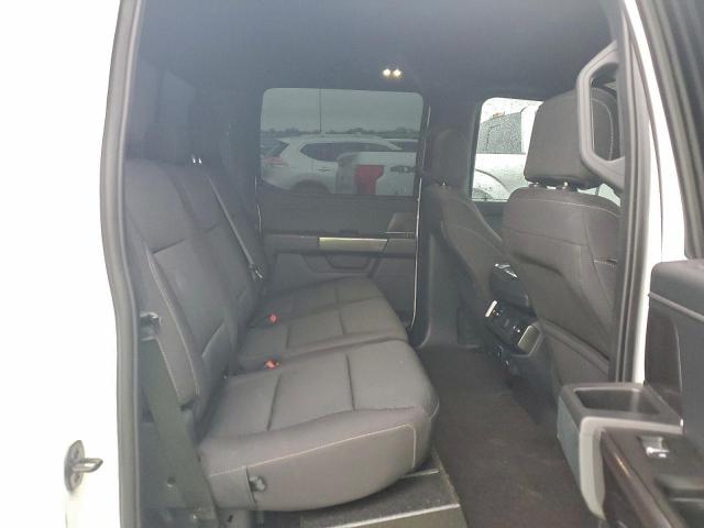 Ford F-150 Supercrew Image 12