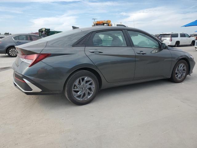 Hyundai ELANTRA Sel Image 4