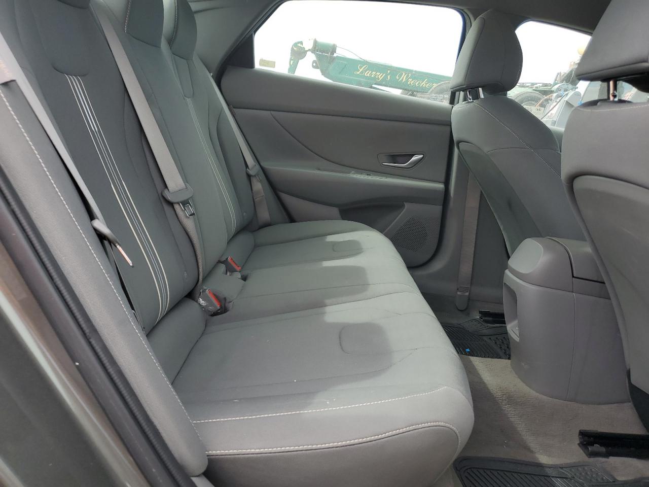 Hyundai ELANTRA Sel Image 6