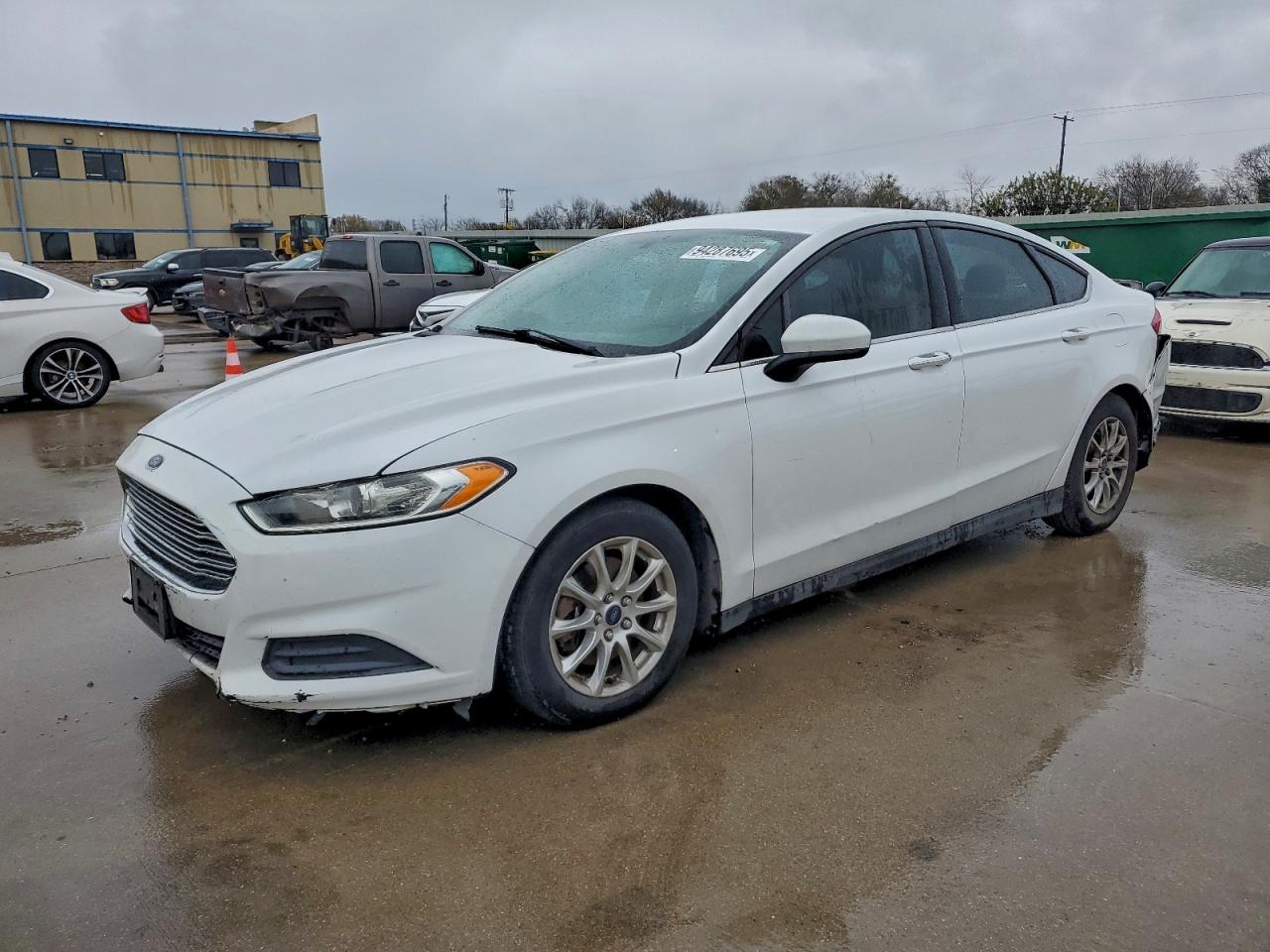 Ford Fusion S Image 1