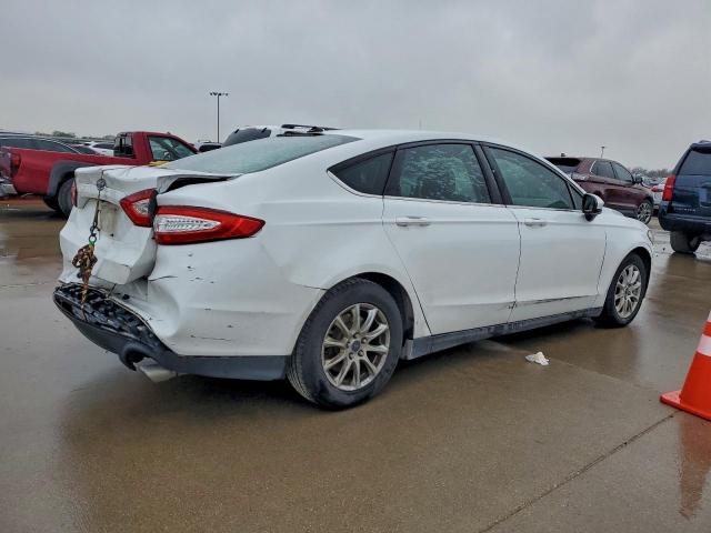 Ford Fusion S Image 4