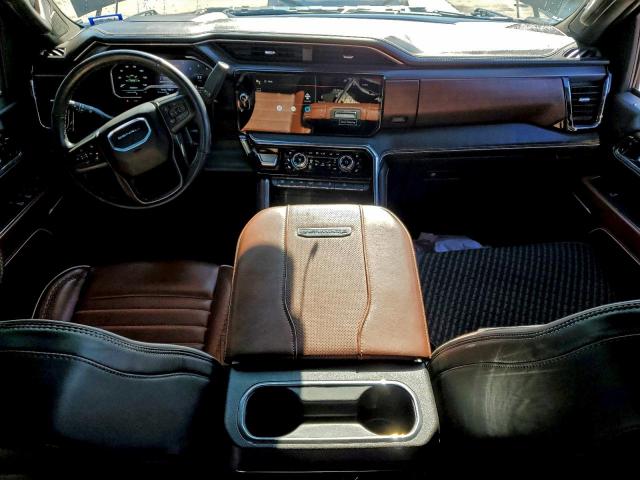 GMC Sierra K2500 Denali Ultimate Image 5