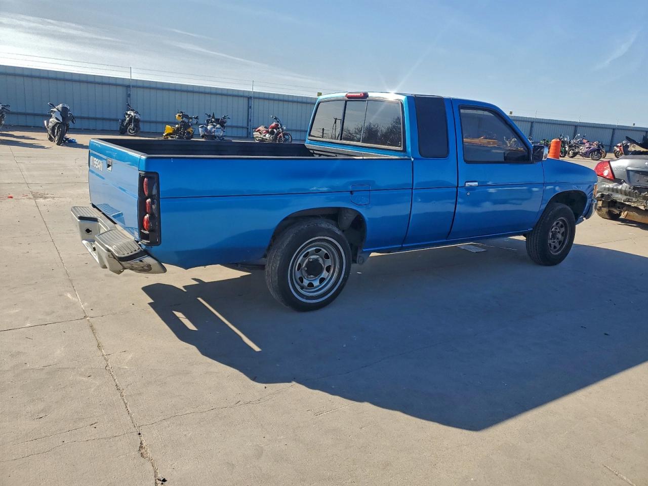 Nissan Titan King Cab Xe Image 7