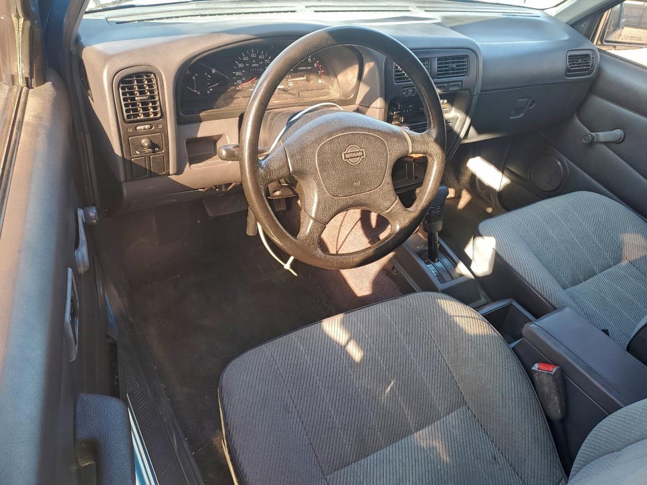 Nissan Titan King Cab Xe Image 4