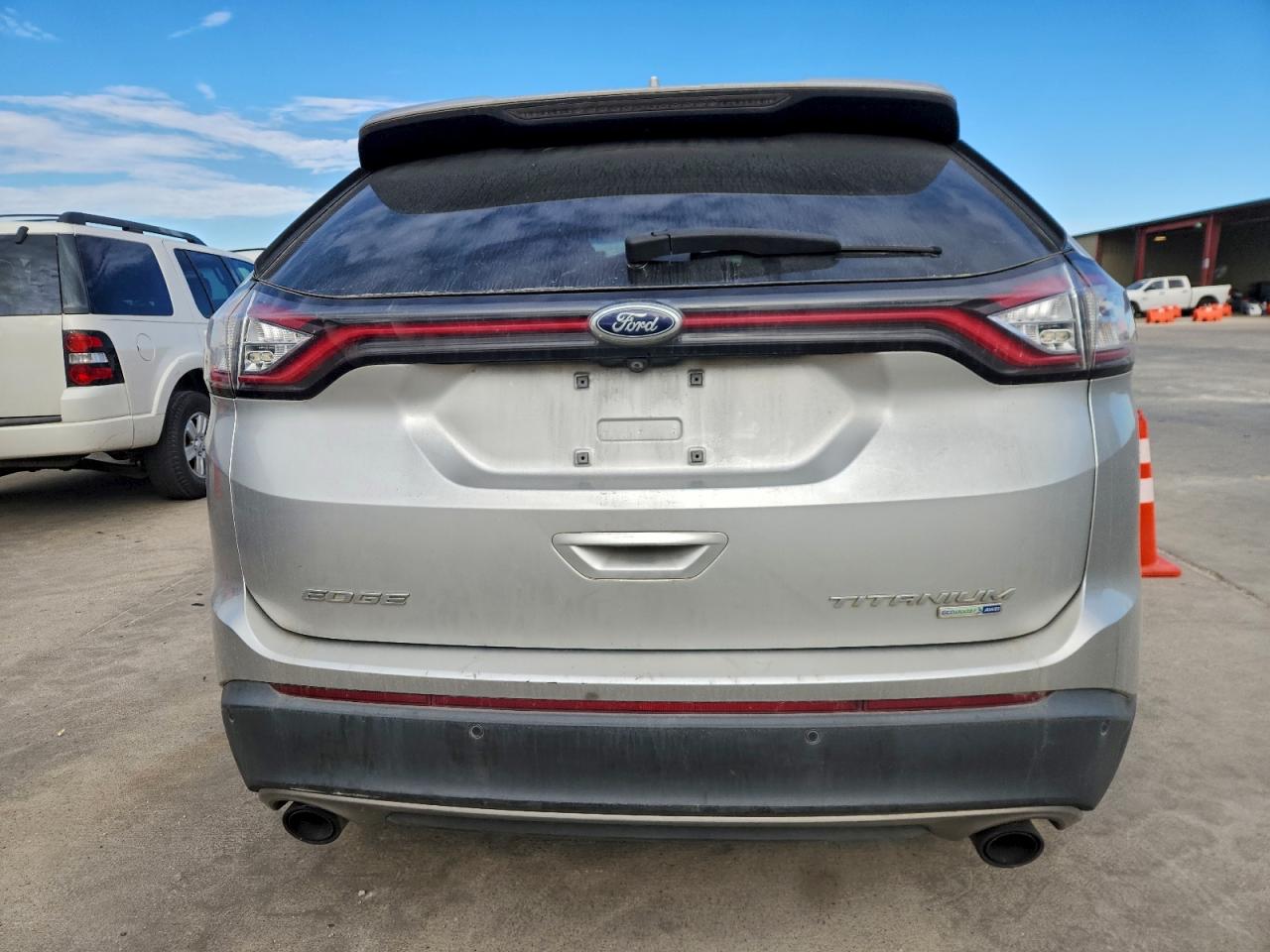 Ford Edge Titanium Image 8