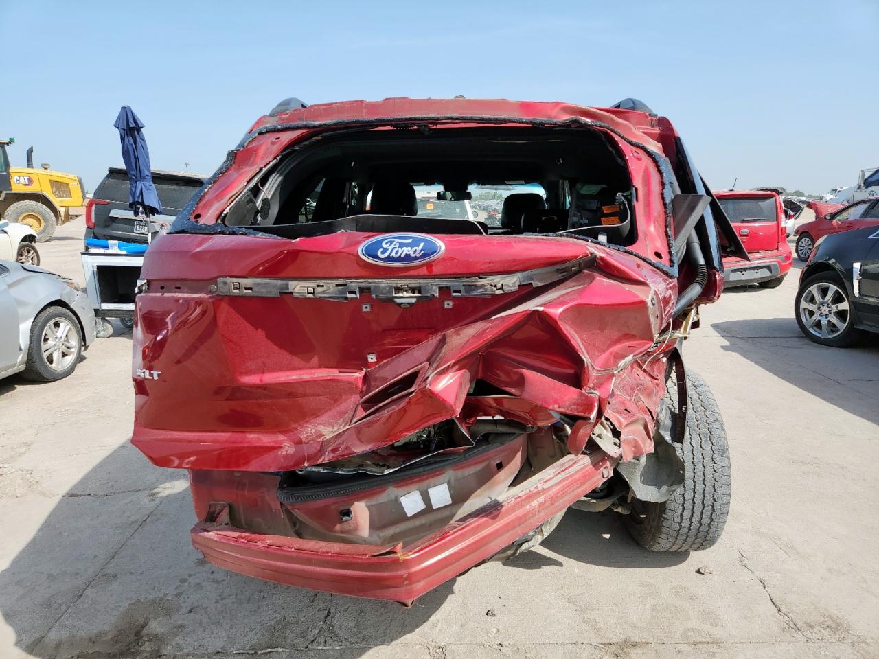 Ford Explorer Xlt Image 3