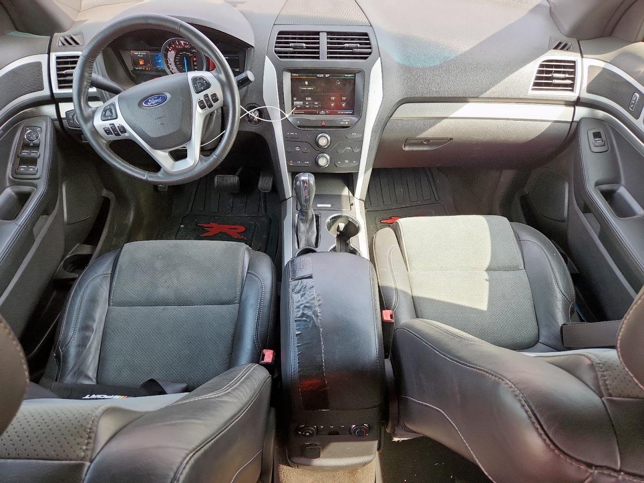 Ford Explorer Xlt Image 13