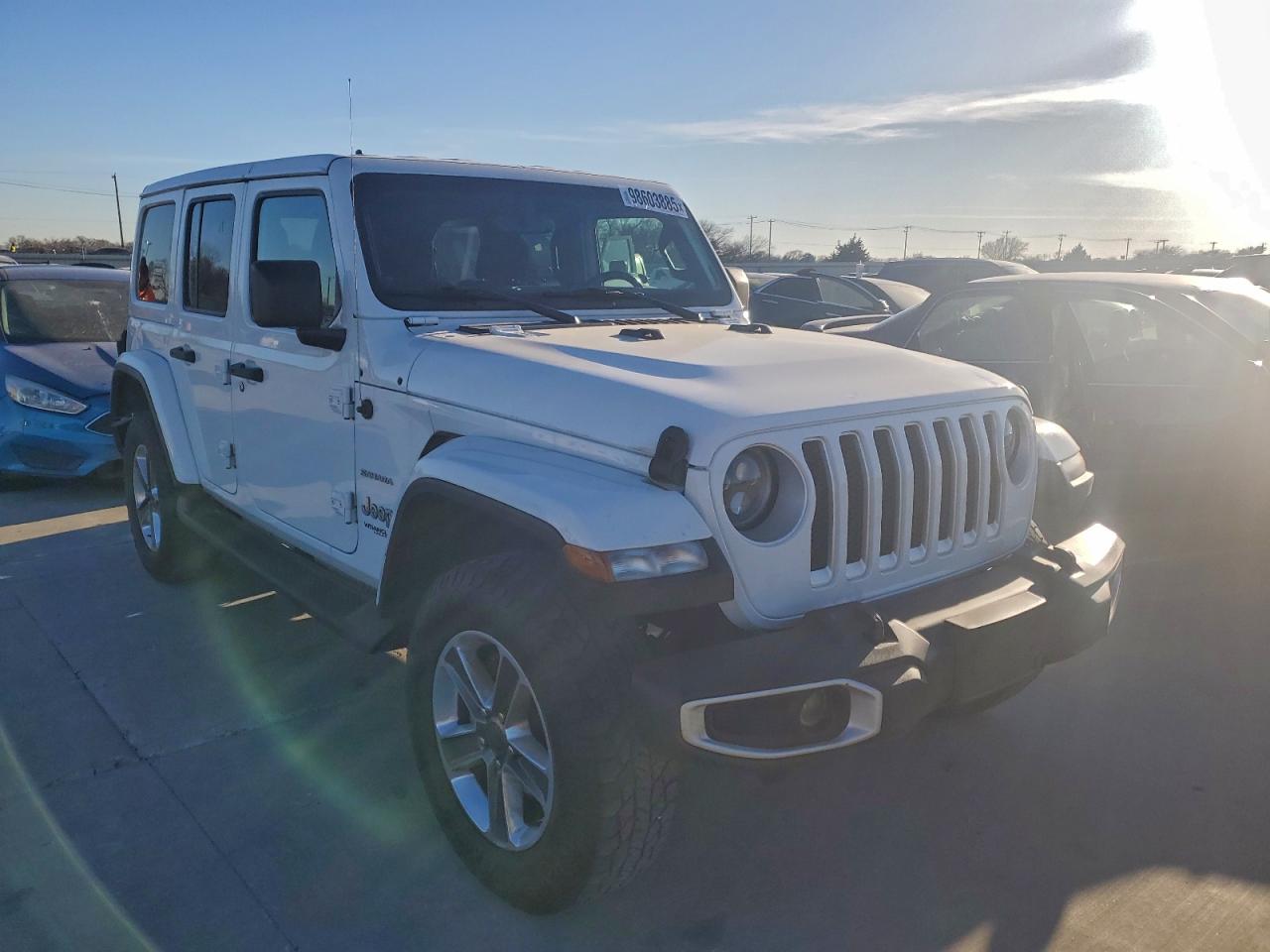 Jeep Wrangler Sahara Image 4