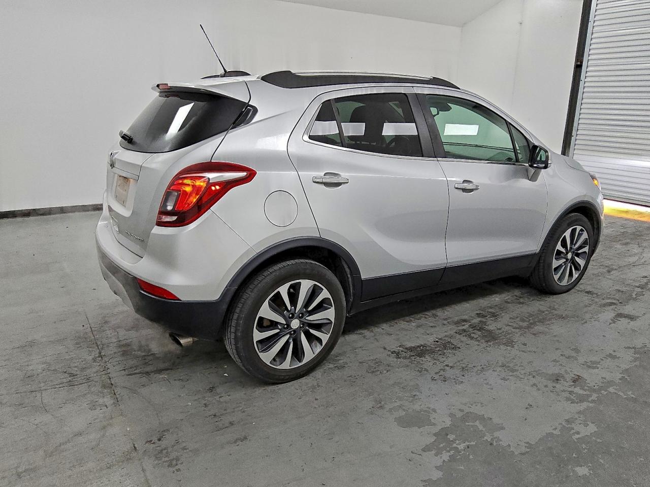 Buick Encore Essence Image 4