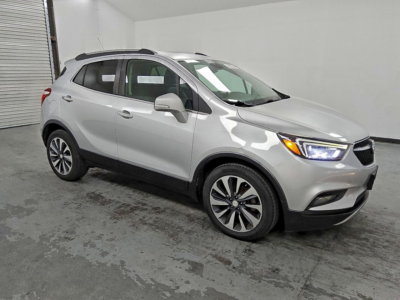 Buick Encore Essence Image 9