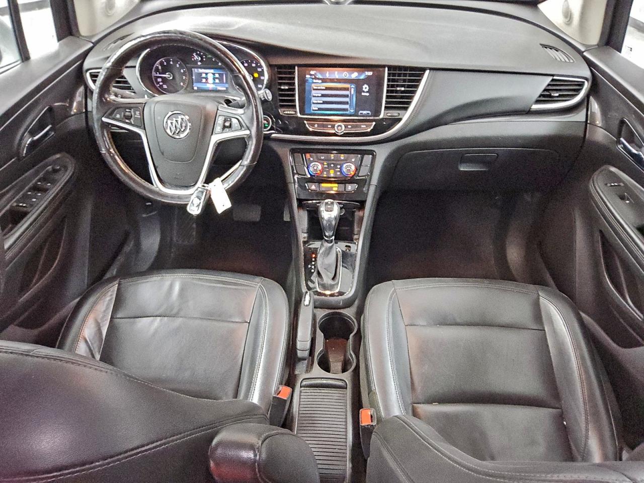 Buick Encore Essence Image 8