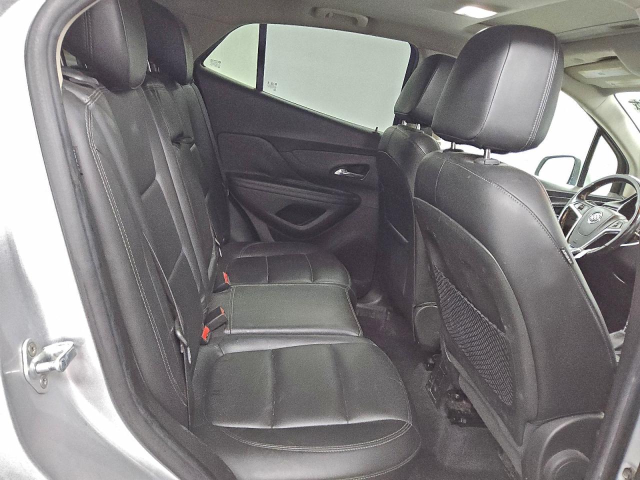 Buick Encore Essence Image 11