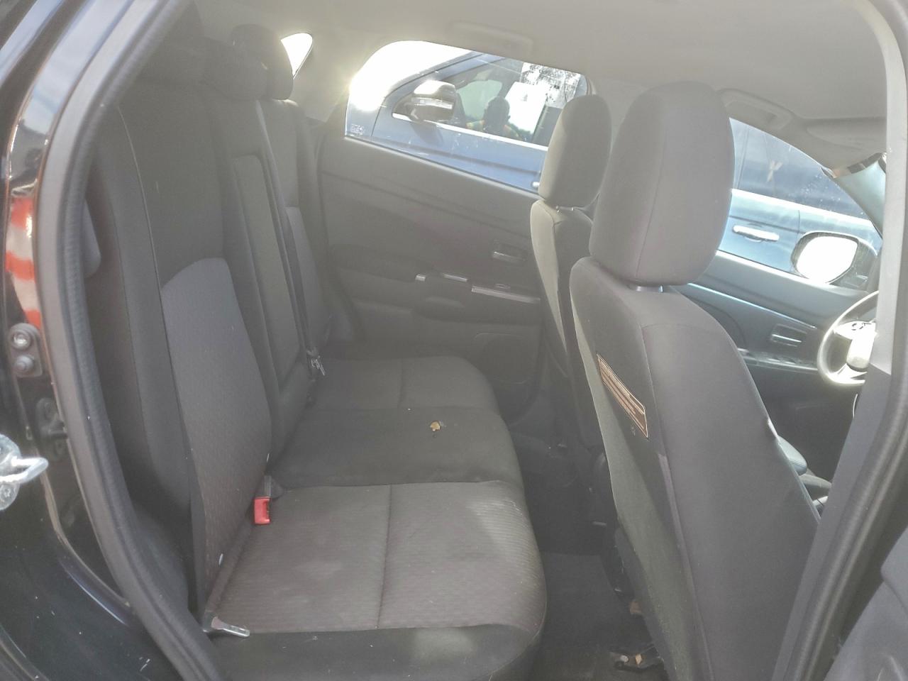 Mitsubishi Outlander Es Image 12