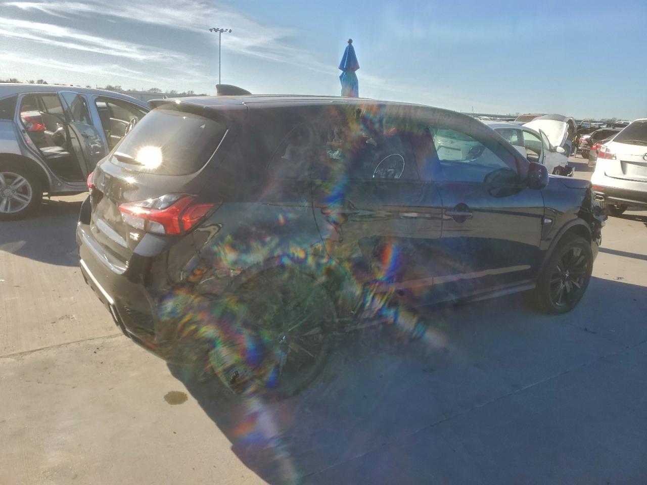 Mitsubishi Outlander Es Image 3